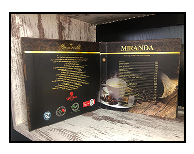 Καλλιτεχνικοί κατάλογοι εσωτερικό για το κατάστημα 'Miranda'
